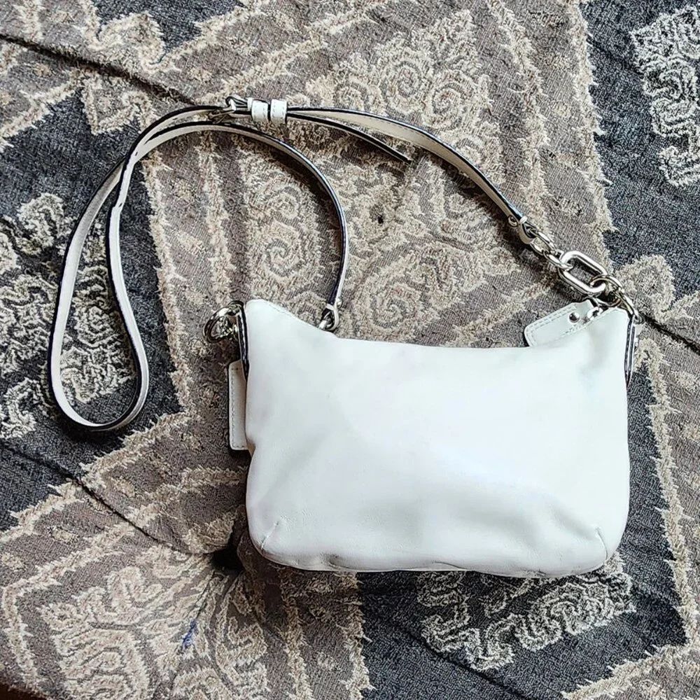 ✅️ Coach Elegant White Leather  Shoulder Bag *Very Rare - Picture 6 of 15